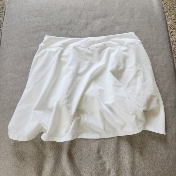 Under Armour UA Links Skort, White, Medium *Flaw* - Picture 2 of 9